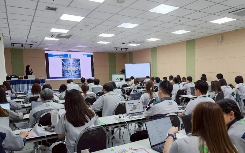 สไลด์และบรรยากาศการอบรม